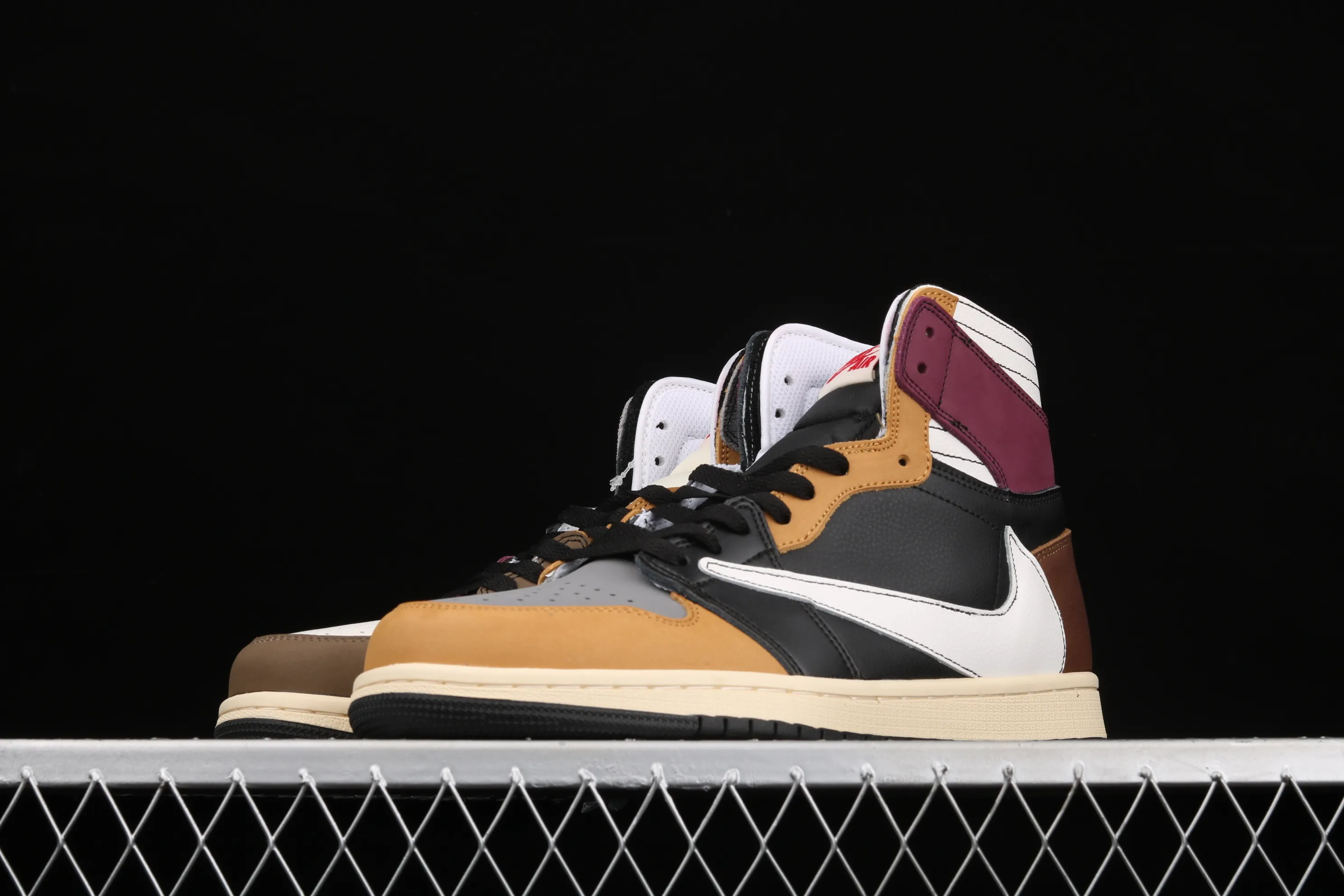 All Categories Air Jordan Jordan Series Basketball Shoes Air Jordan 1 High Z Version Travis Scott x Air Jordan 1 High OG AJ1 Joe 1 Mandarin Duck Overhook CD4487-101